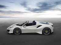 foto: Ferrari 488 Pista Spider_02.jpg